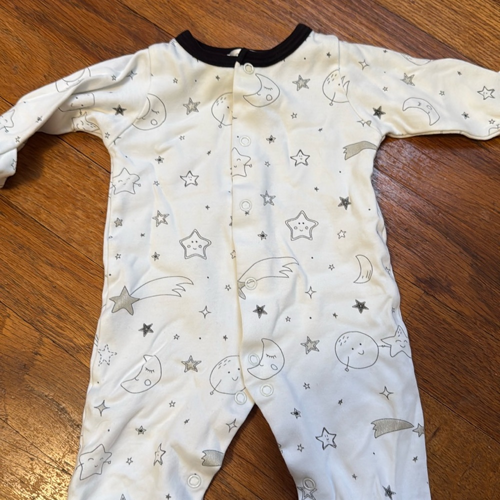 noomie onesie